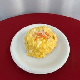 เฟรนฟรายชีส ขนมปังปิ้ง และเครื่องดื่ม