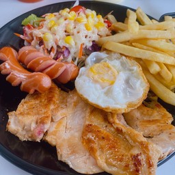 ชุดไก่อิ่มแหละ