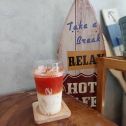 ชาไทยลาเต้เย็น