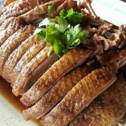 เป็ดพะโล้ 1 ตัว