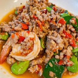ผัดพริกสดหมูสับกุ้งใส่สะตอ