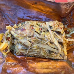 ลัคกี้อาหารอีสาน ตลาดอุดมรัตน์