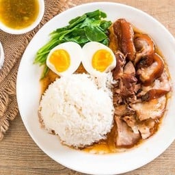 จุ๋ม ข้าวขาหมู บะหมี่เกี้ยวปู สาขา 2 ( พิกัด ข้างร้านอัดสายอะไหล่แม็คโคร )