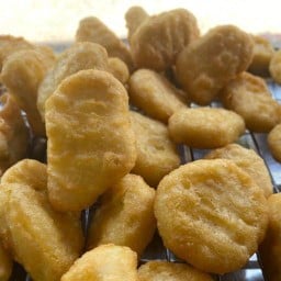 ของกินเล่น กับข้าวกับปลา  สันกำแพง