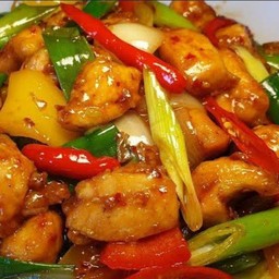 ผัดน้ำพริกเผา (กับข้าว)