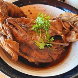 ซุปโครงไก่ตุ๋น