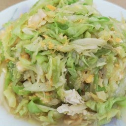 กะหล่ำปลีผัดไข่ (กับข้าว)