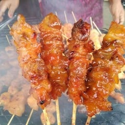 ลาบหนองบัว