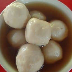 ลูกชิ้นหมูลวก