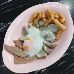 เกาเหลาโจ๊ก