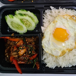 ข้าวกะเพราเป็ดย่าง