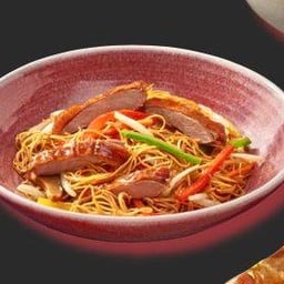 หมี่ฮกเกี้ยนผัดซอสเป็ดย่าง