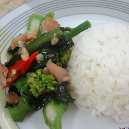 ข้าวผัดคะน้าเจ