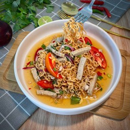 ยำมาม่า