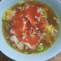 บะหมี่เกี๊ยวหมูแดงเย็นตาโฟ ไม่มีถ้วยพลาสติก