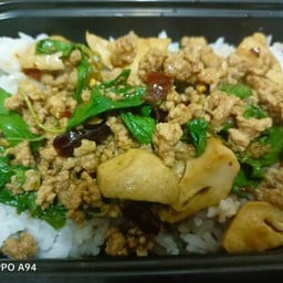 อาหารตามสั่ง ร้านเฮาคนเมือง