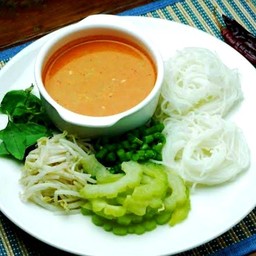ขนมจีนน้ำยากะทิเห็ดเจ