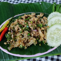 หมูปลาร้าหน้าค่าย
