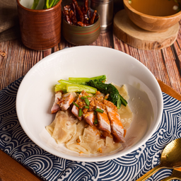 เกี๊ยว หมูกรอบ