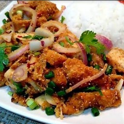 ข้าวยำไก่แซ่บ