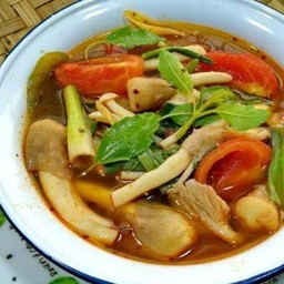 ต้มแซบเจ (กับข้าว)