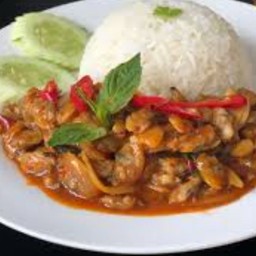 ข้าวผัดน้ำพริกเผา