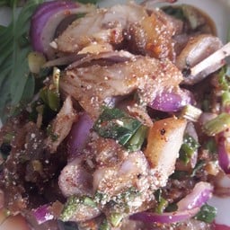 น้ำตกหมู