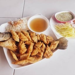 ปลากะพงทอดน้ำปลา