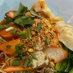 ชายสี่บะหมี่เกี๊ยว 1