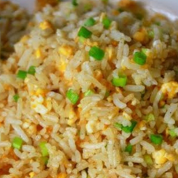 ข้าวผัด (เลือกเนื้อสัตว์ด้านใน)