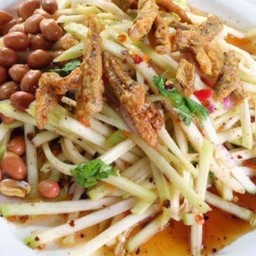 มะม่วงปลากรอบ+ถั่วลิสง