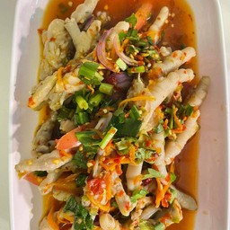 ยำปลาร้าตีนไก่