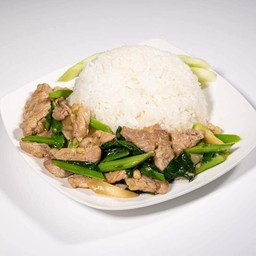 ผัดคะน้าหมู