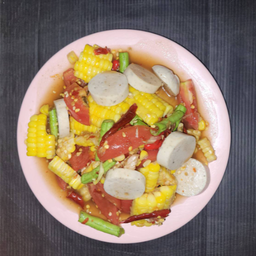 ตำข้าวโพดปลาร้าหมูยอ (เปลี่ยนเป็นตำไทยกรุณาระบุด้วย)