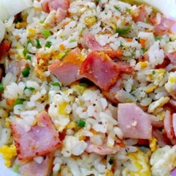 ข้าวผัดเบค่อน