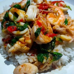 ร้านกระเพราหมู