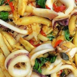 หมึกผัดพริกสดหน่อไม้{ราดข้าว}