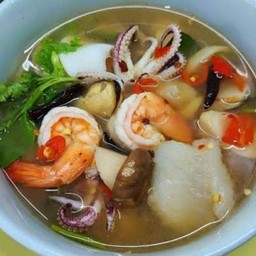 ต้มยำทะเลรวม น้ำใส