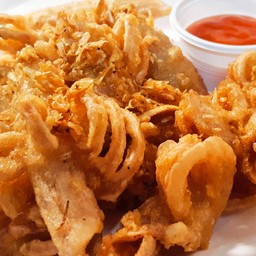 หมึกทอดกระเทียม  (สาขาบิ๊กซีเอ็กตร้า)