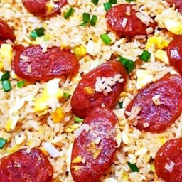 ข้าวผัดกุนเชียง