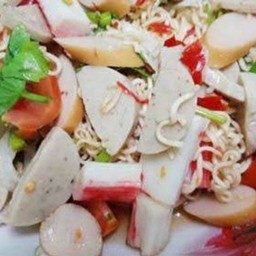 มาม่าเบสิก(หมูยอ,ไส้กรอก,ปูอัด)