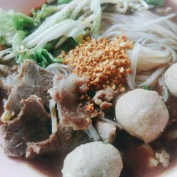 ก๋วยเตี๋ยวหมู ธรรมดา