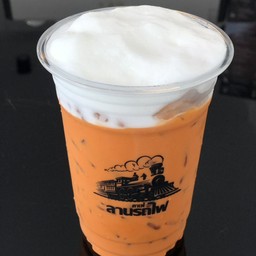 ชาไทยลาเต้เย็นหรือปั่น