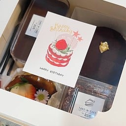 Boxs cake กล่องเค้ก + แถมฟรีการ์ดวันเกิด
