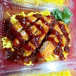 บะหมี่ไก่กรอบ