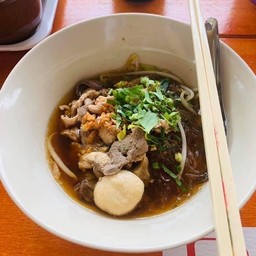 ก๋วยเตี๋ยวหมูน้ำข้น