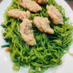 บะหมี่หยกหมูเด้ง