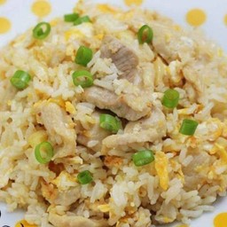 ข้าวผัดหมู