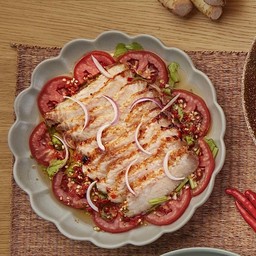 ยำคอหมูย่าง