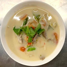 ต้มข่าไก่บ้าน